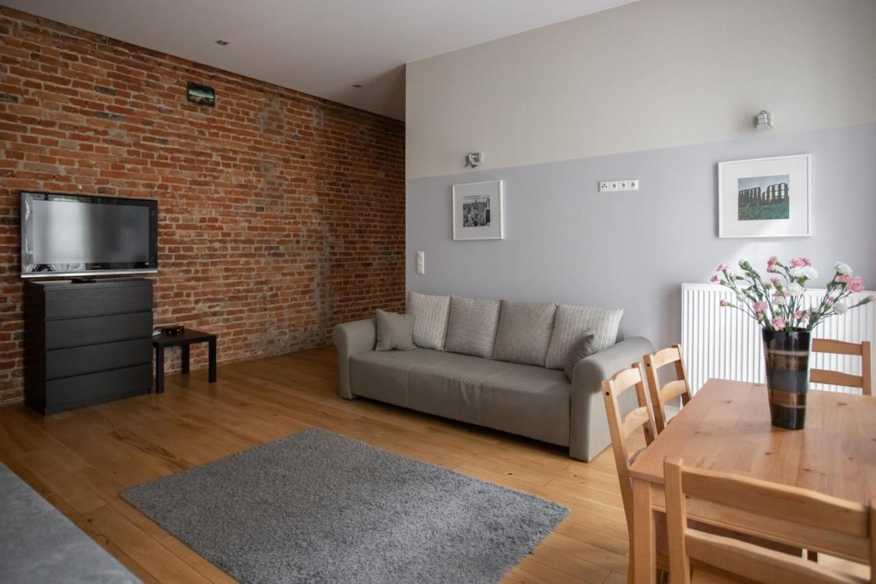 לודז' Apartament Fabrykanta By Good Time מראה חיצוני תמונה